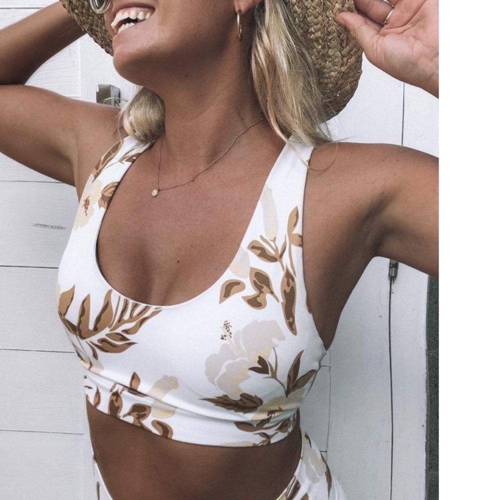 Kavala sports bra